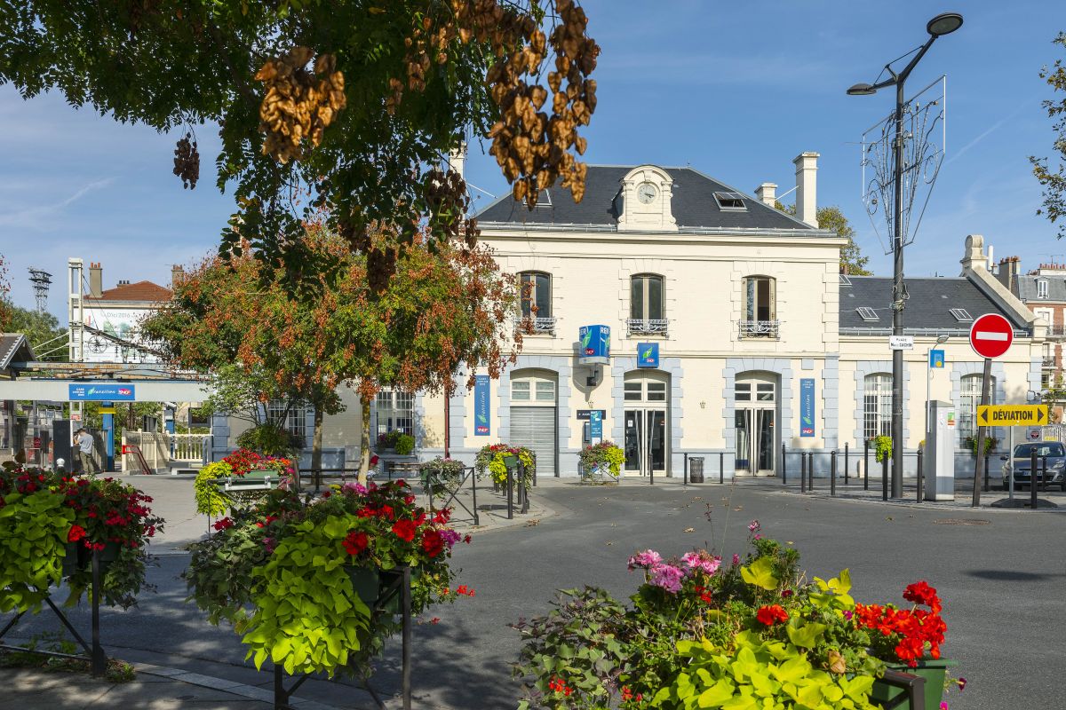 STUD'IVRY RESIDENCE ETUDIANTE RENTABILITE A 4,15%