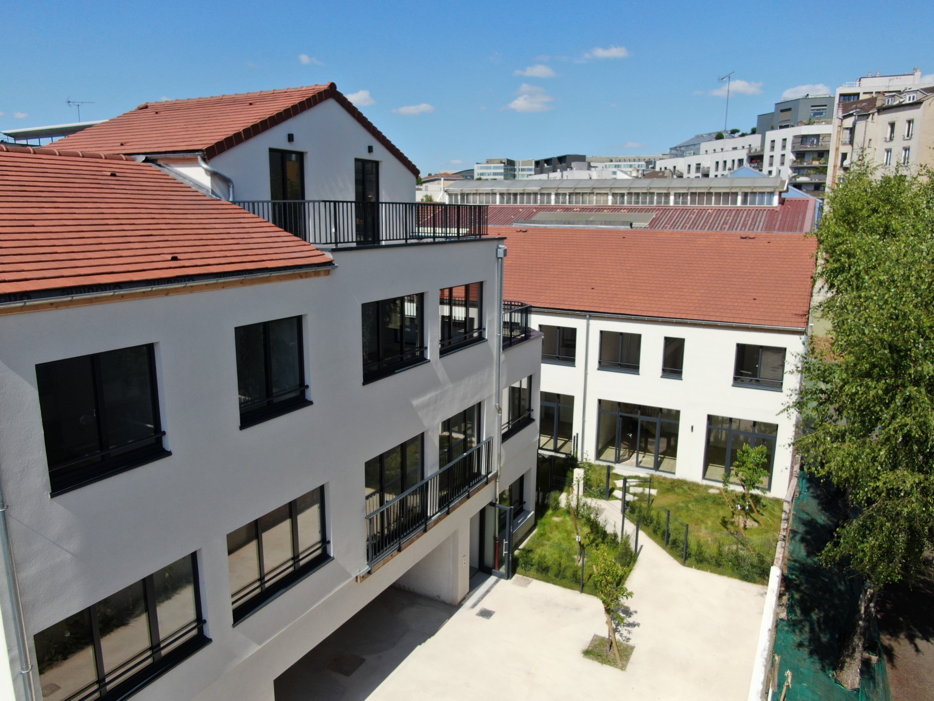 LE DOMAINE L'ADHARA