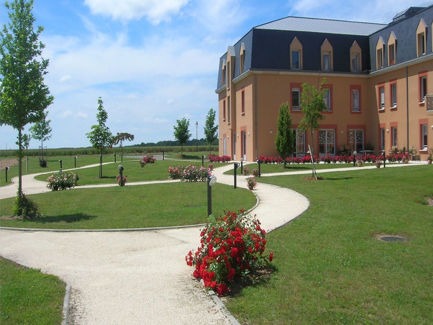 LE CHAMP DE LA DAME