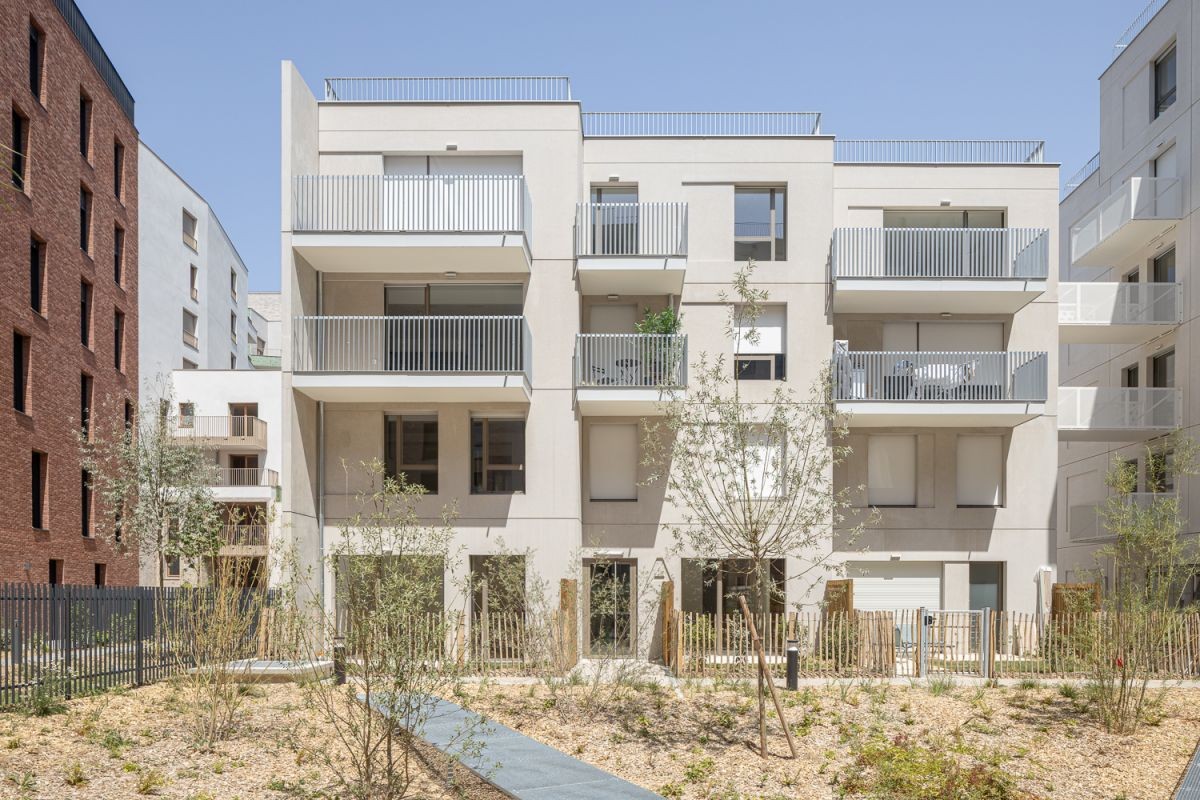 CARRÉ | ARDOINES