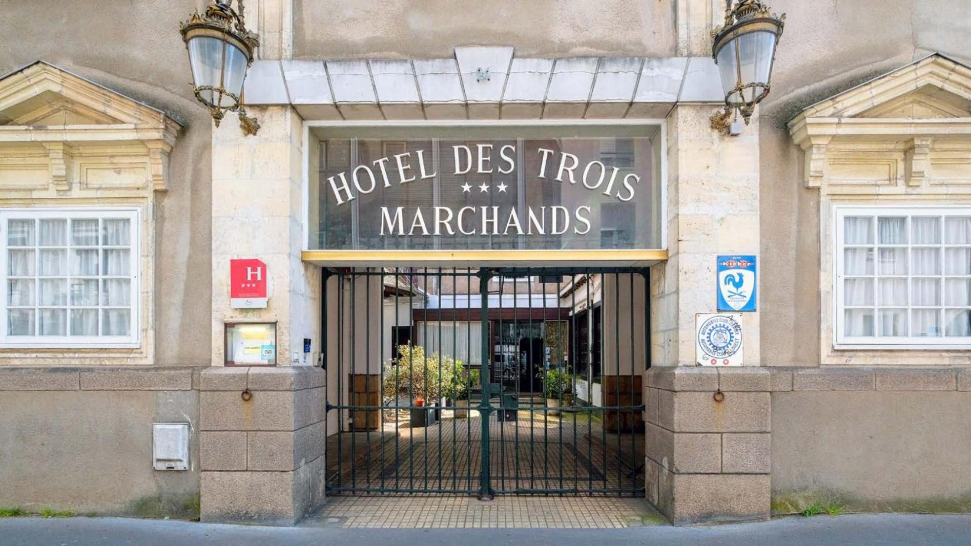 NANTES : Hôtel des Trois Marchands